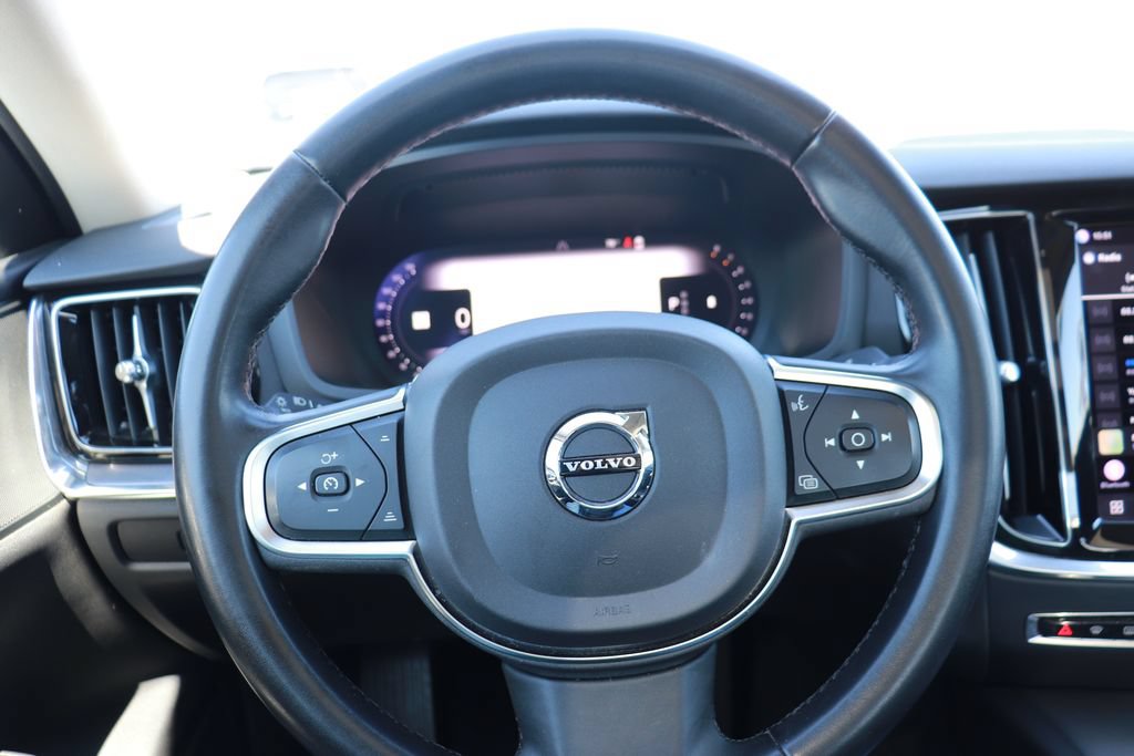 Used 2024 Volvo S60 B5 Core FWD image 18
