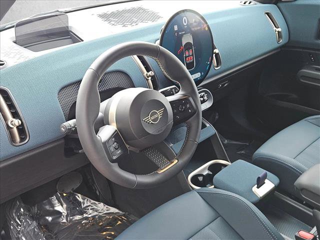Used 2025 MINI Cooper Countryman S w/ Comfort Package Max image 10