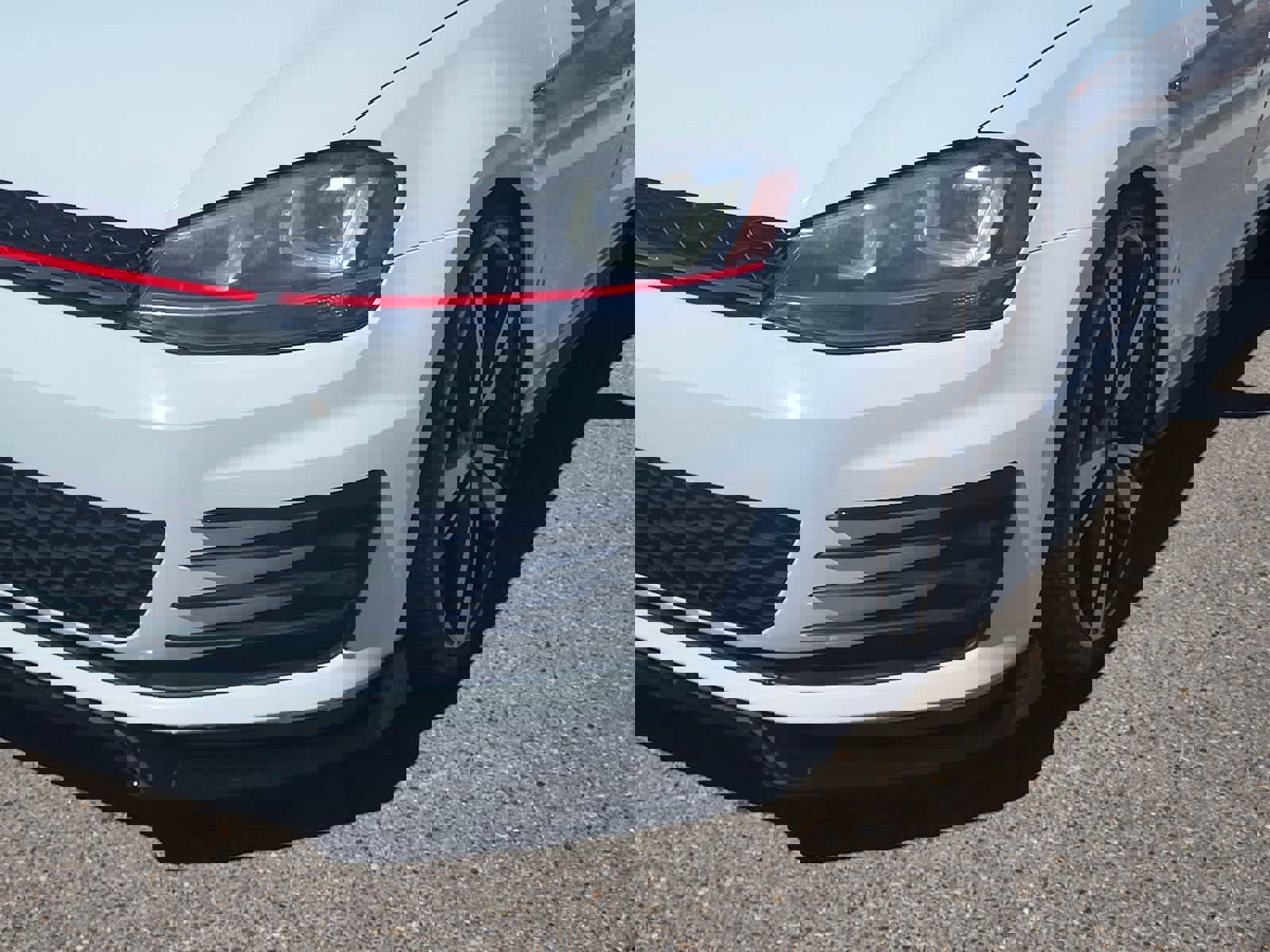 Used 2015 Volkswagen GTI Autobahn image 7