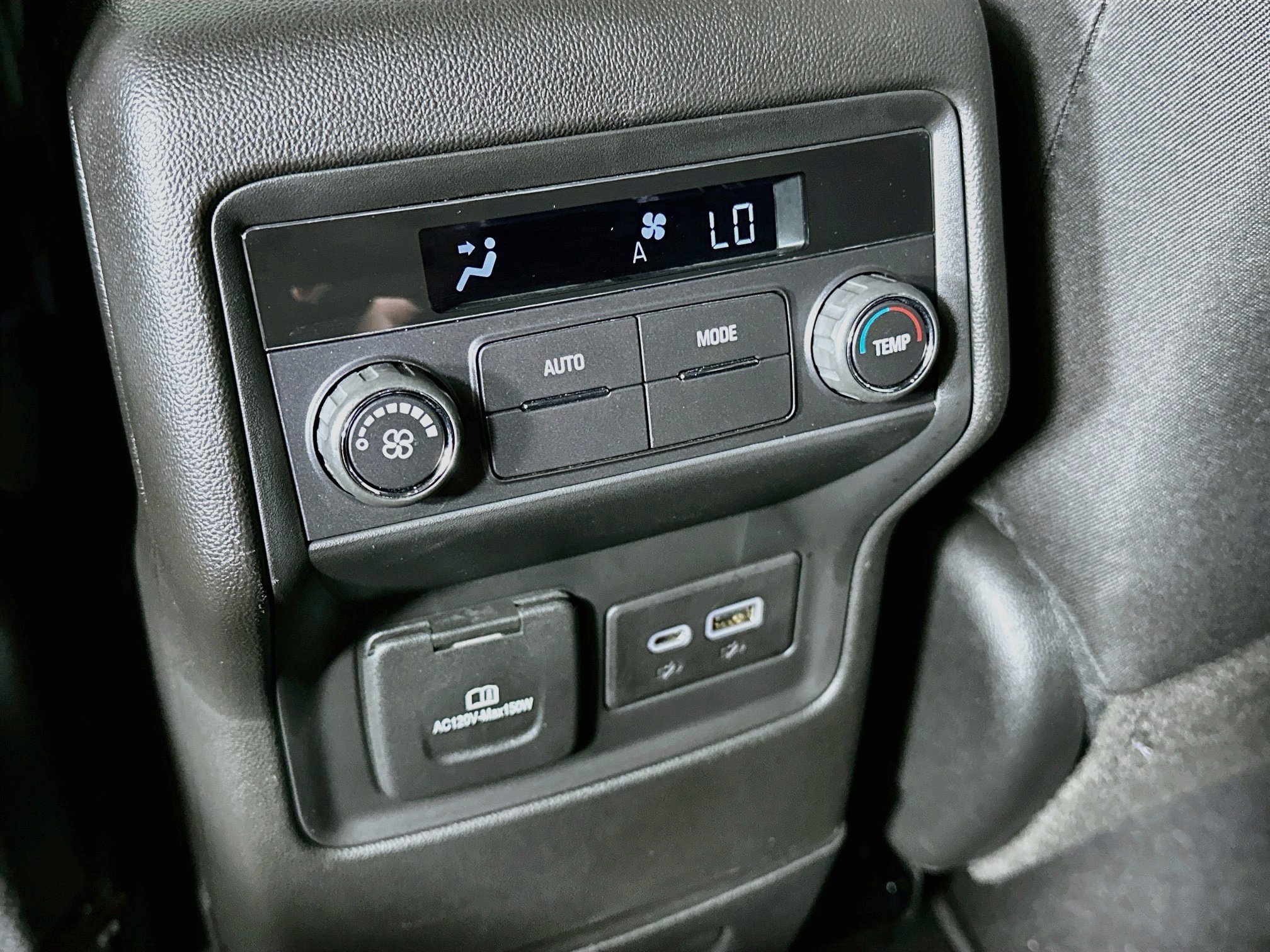 Used 2023 GMC Acadia SLE w/ Driver Convenience Package AWD/4WD image 28