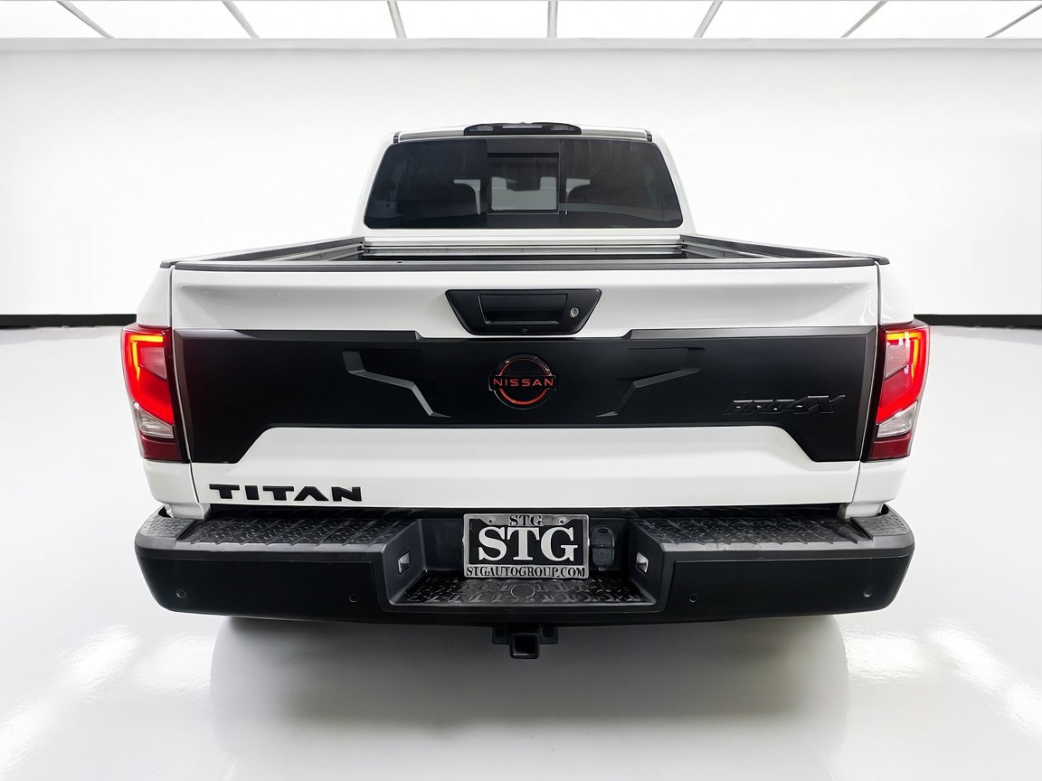Used 2024 Nissan Titan PRO-4X w/ Pro-4x Utility Package AWD/4WD image 5