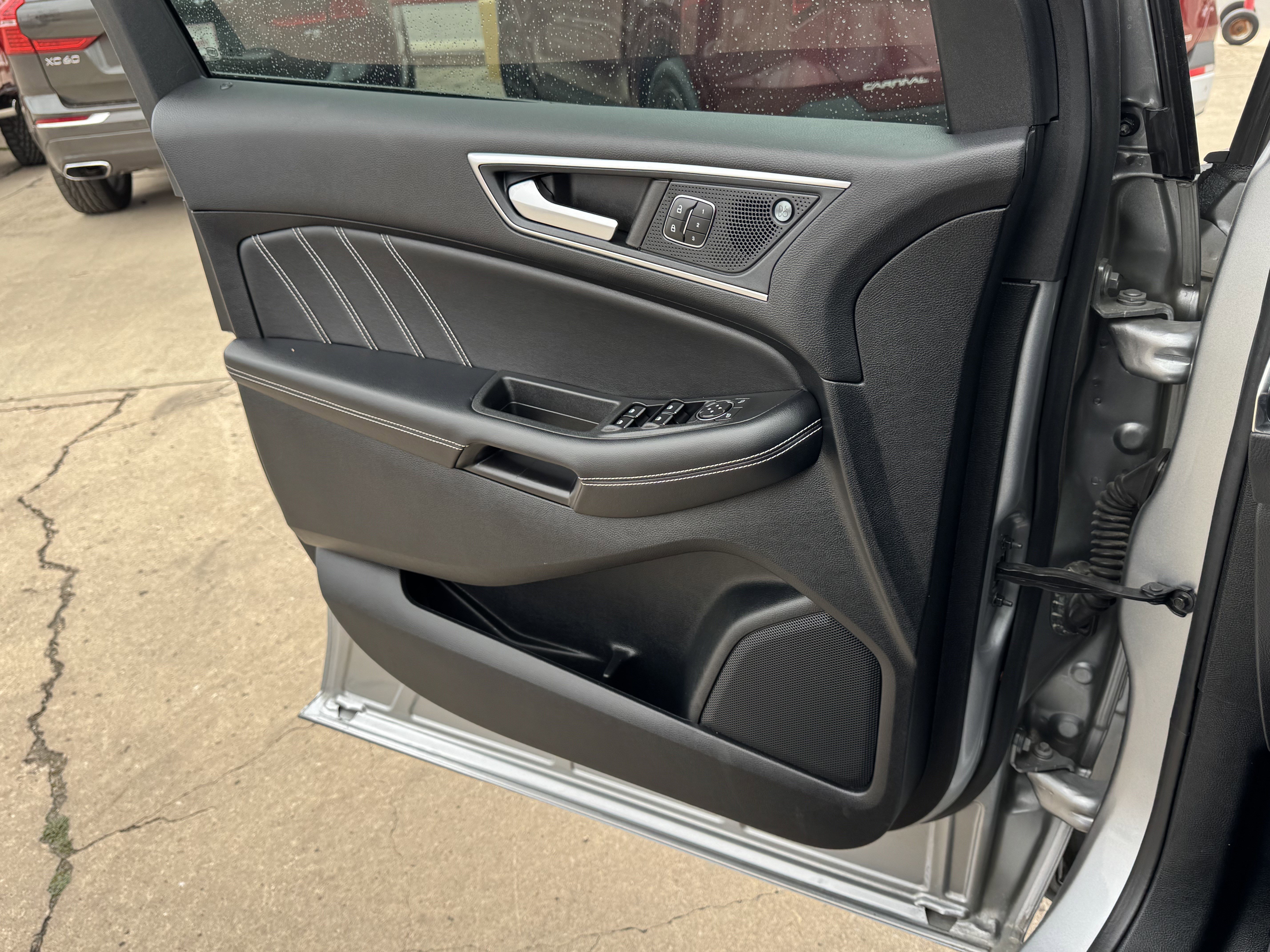 Certified 2022 Ford Edge ST image 23