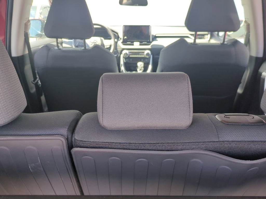 Used 2024 Toyota RAV4 XLE w/ Convenience Package image 16