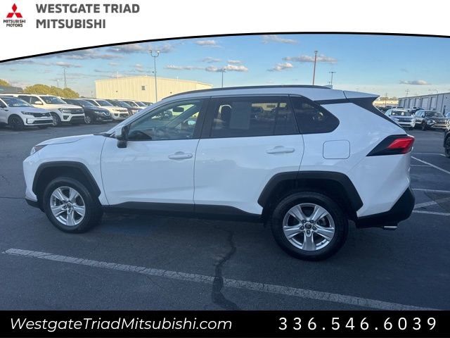 Used 2021 Toyota RAV4 XLE image 7