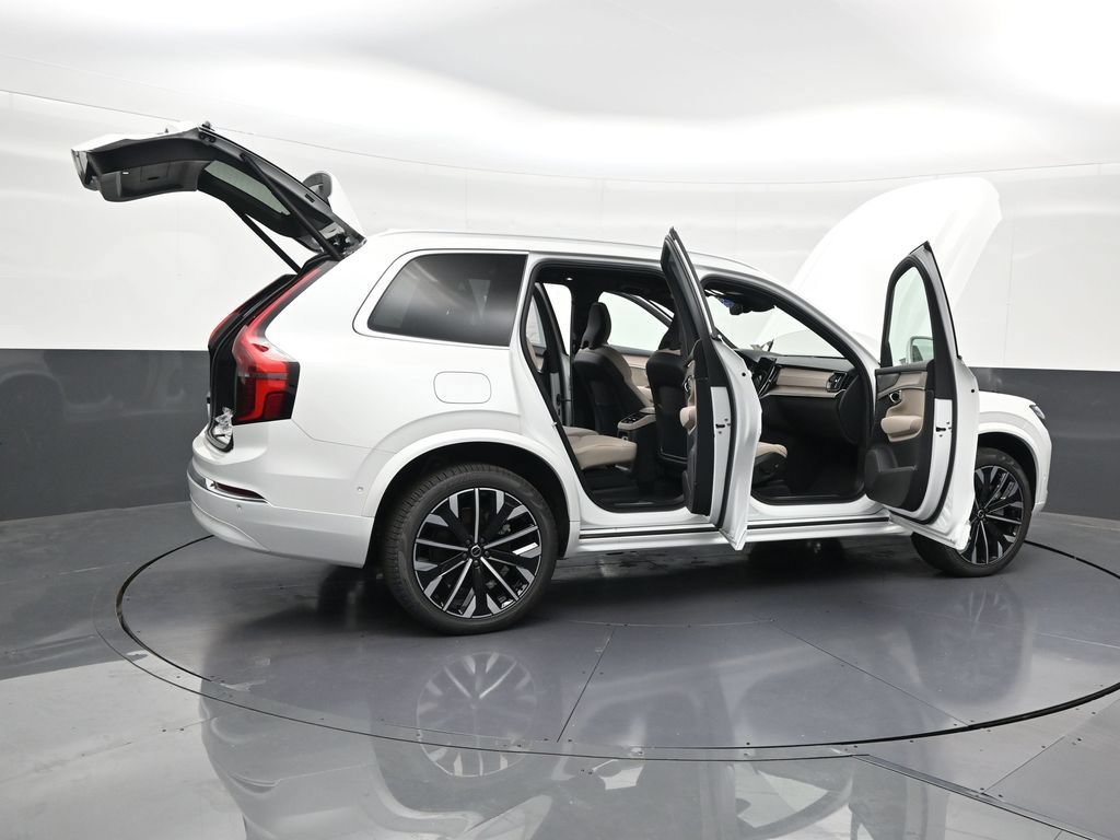 New 2026 Volvo XC90 T8 Plus w/ Protection Package Premier AWD/4WD image 29