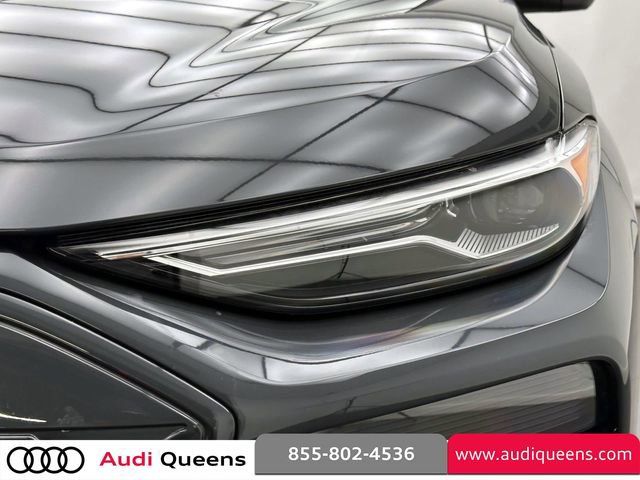 Used 2025 Audi Q6 e-tron Premium w/ Convenience Package image 7