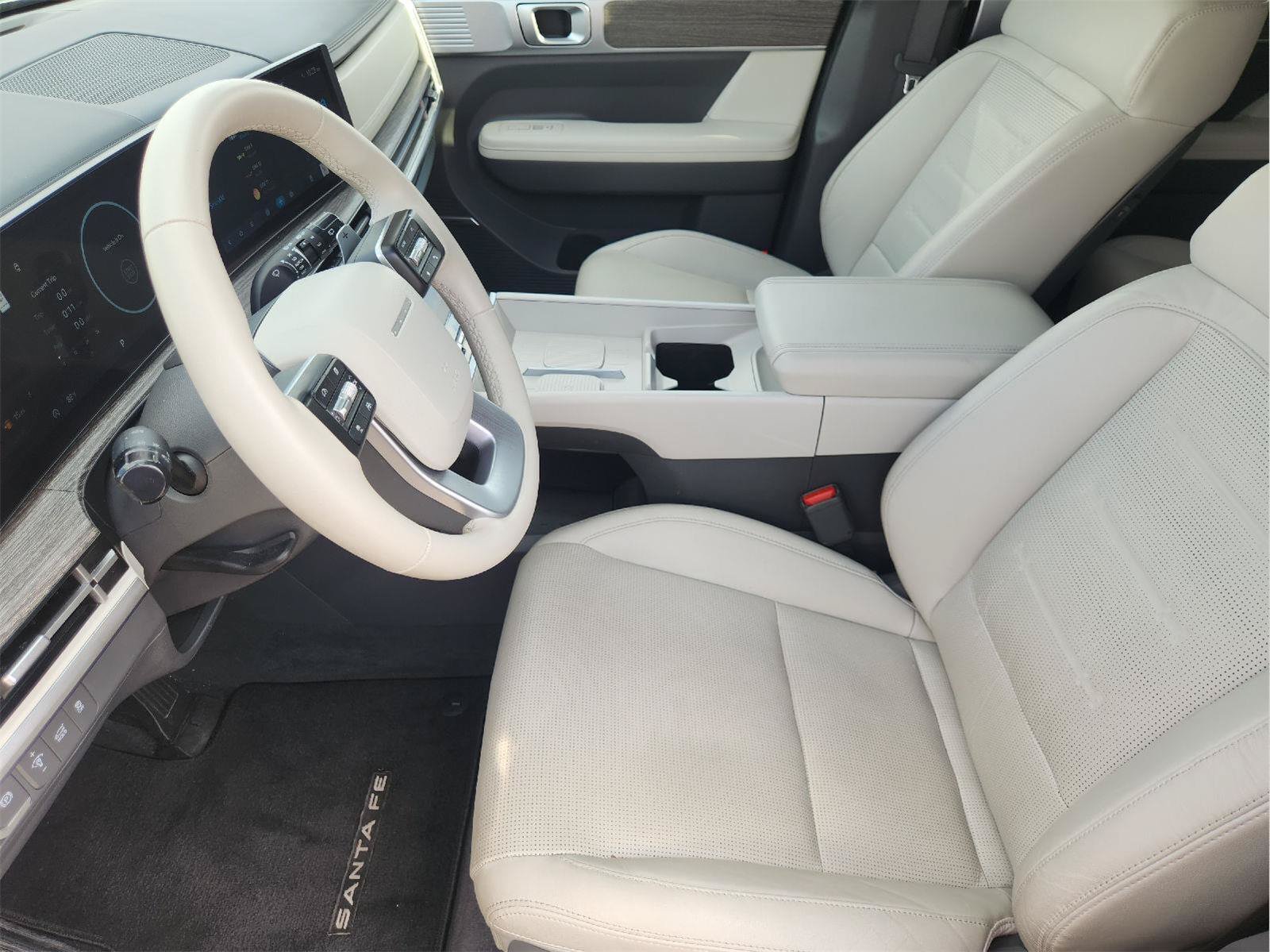 Used 2024 Hyundai Santa Fe Limited FWD image 13