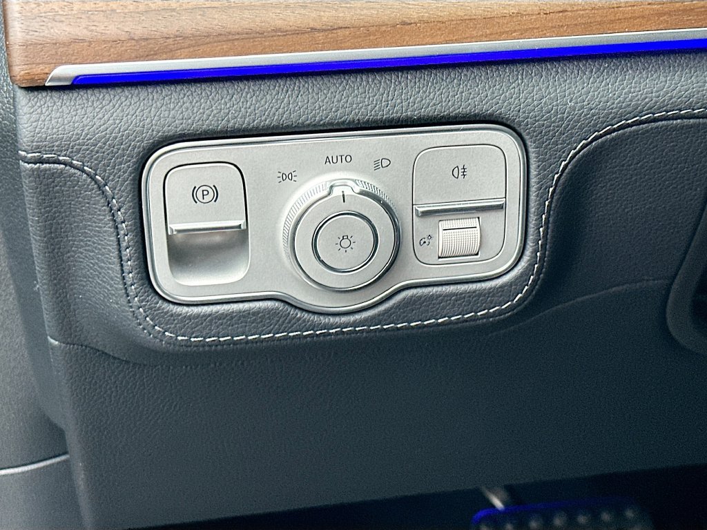 Certified 2026 Mercedes-Benz GLS 580 4MATIC image 10