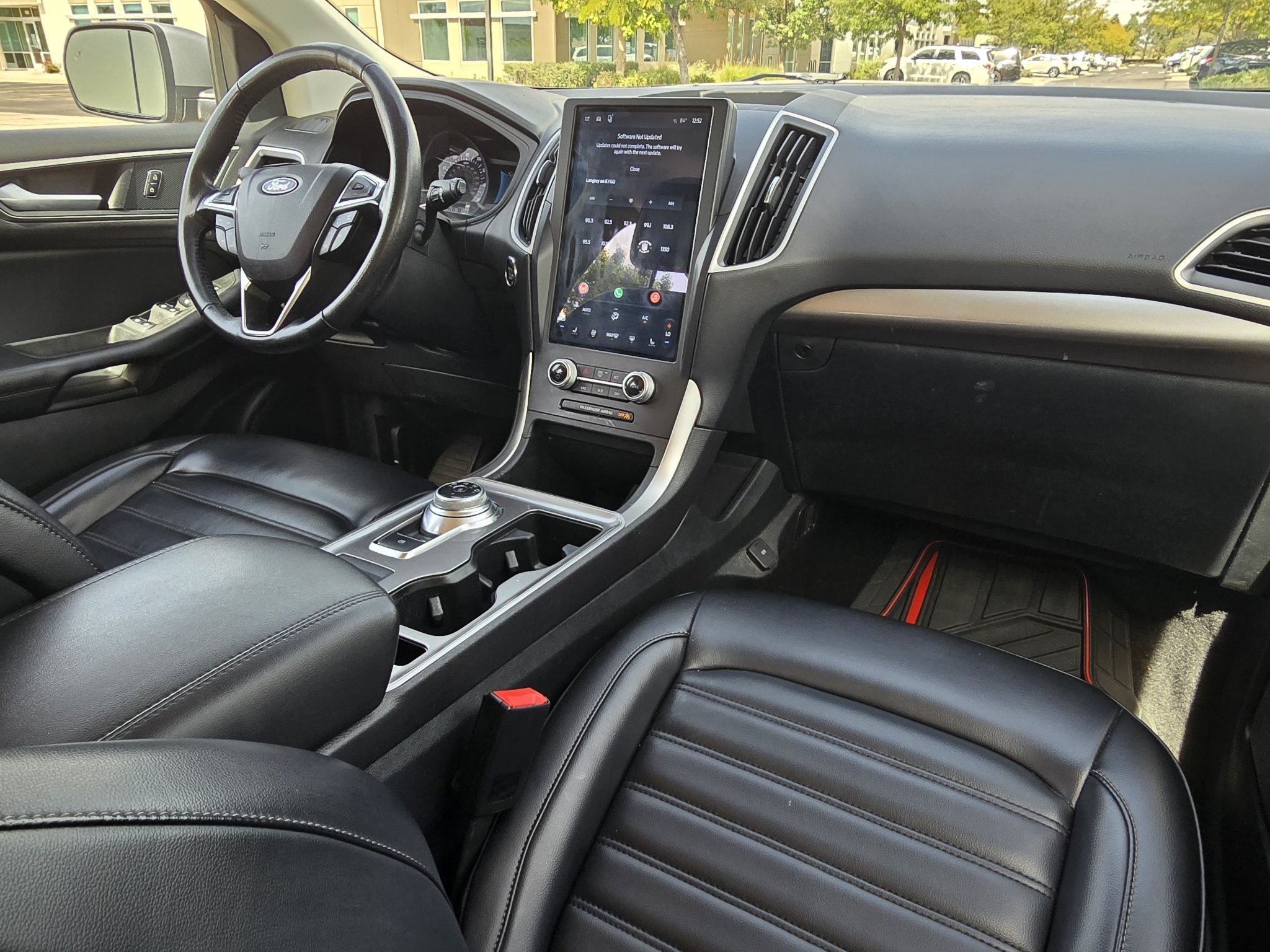 Used 2024 Ford Edge SEL AWD/4WD image 27
