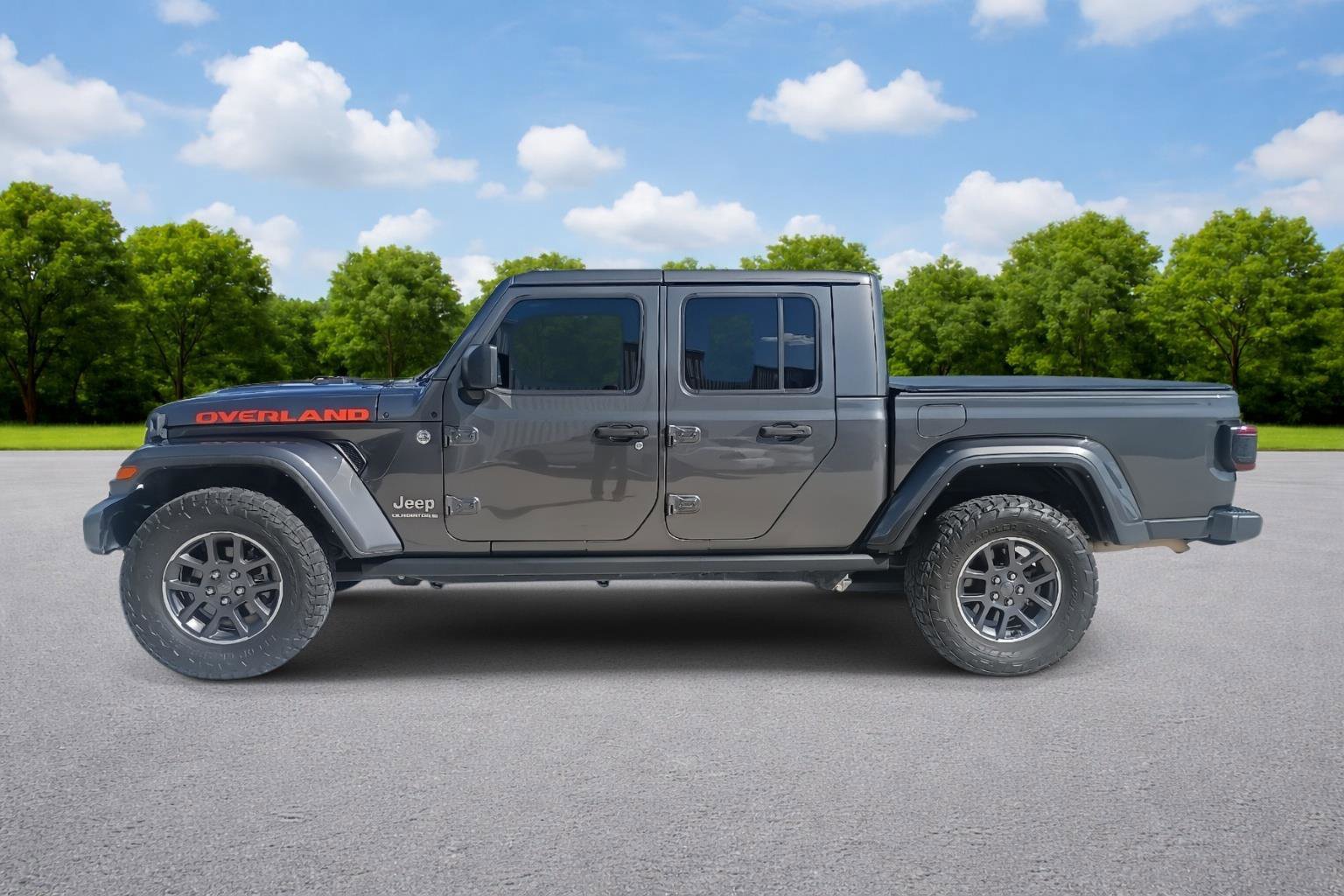 Used 2023 Jeep Gladiator Overland w/ Popular Equipment Package image 4