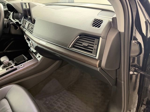 Used 2023 Audi Q5 2.0T Premium Plus w/ Premium Plus Package image 23