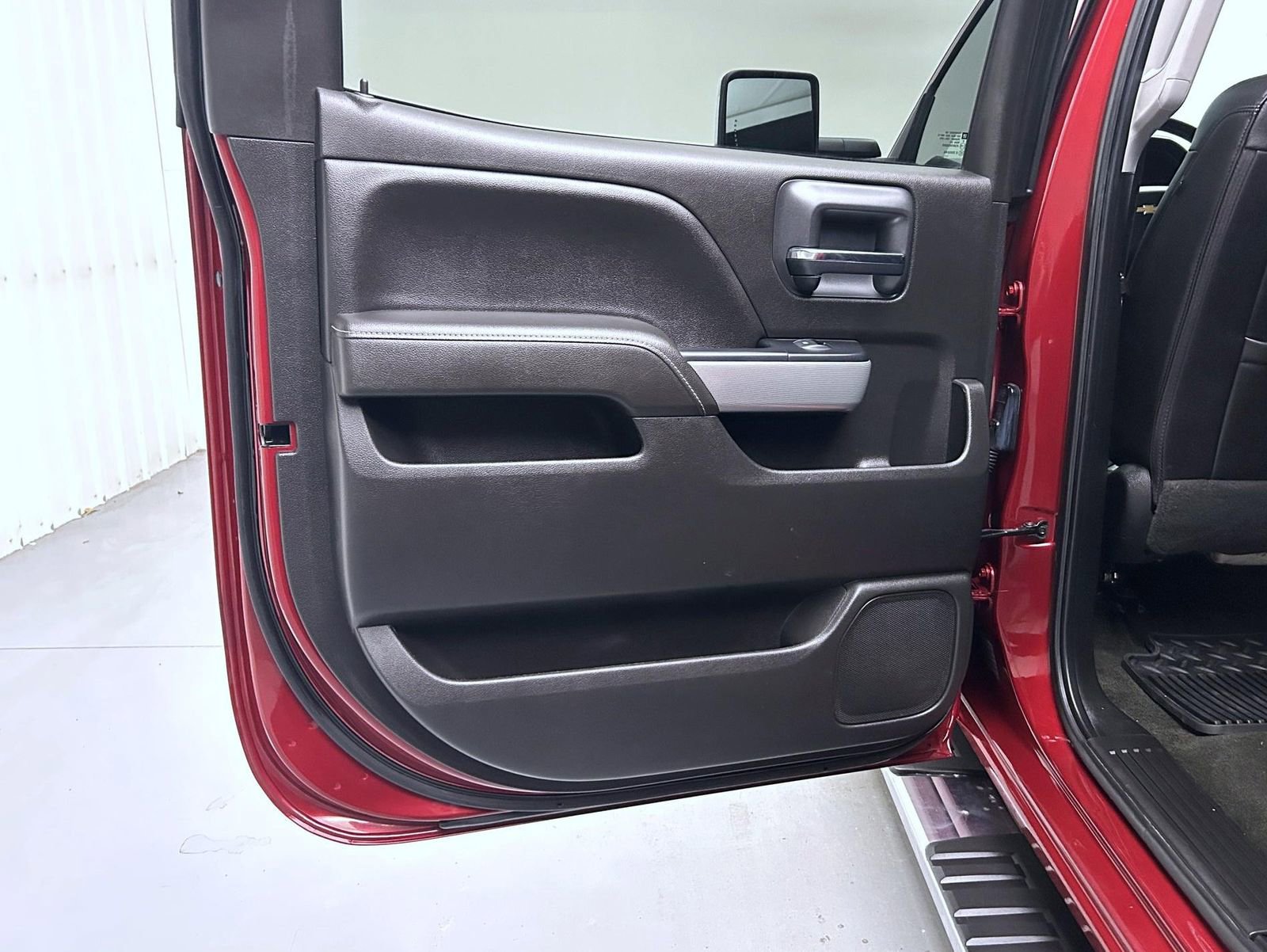 Used 2018 Chevrolet Silverado 2500 LTZ w/ Duramax Plus Package AWD/4WD image 20