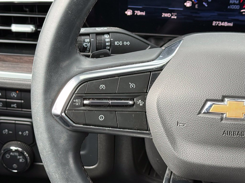Used 2025 Chevrolet Tahoe LS AWD/4WD image 9