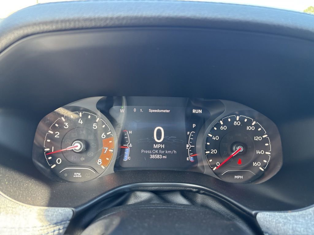 Used 2024 Jeep Compass Latitude image 17