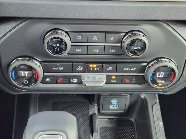 New 2025 Ford Bronco Outer Banks image 14