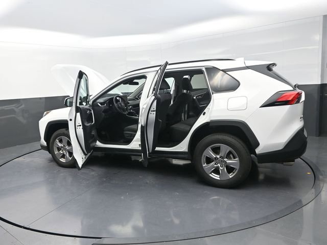 Used 2024 Toyota RAV4 XLE image 23