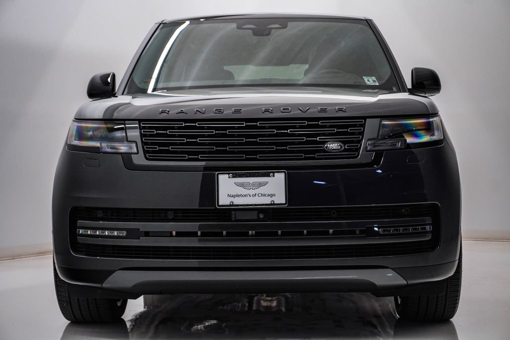 Used 2025 Land Rover Range Rover SE AWD/4WD image 6