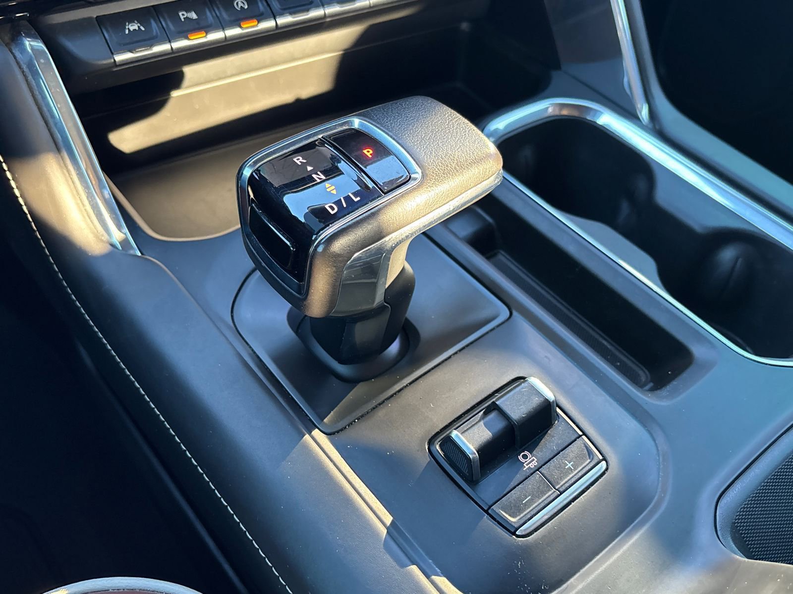 Used 2022 GMC Sierra 1500 Denali Ultimate image 15