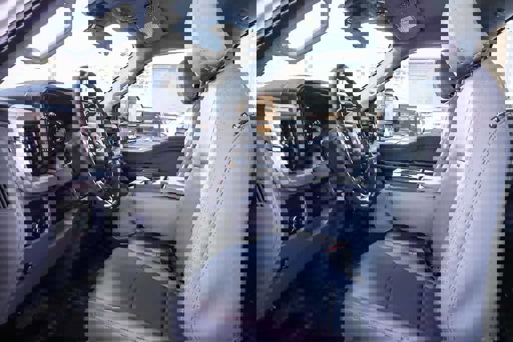 New 2026 Ford F350 XL w/ XL Chrome Package image 19