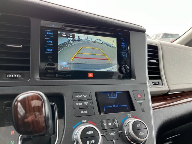 Used 2017 Toyota Sienna Limited FWD image 53