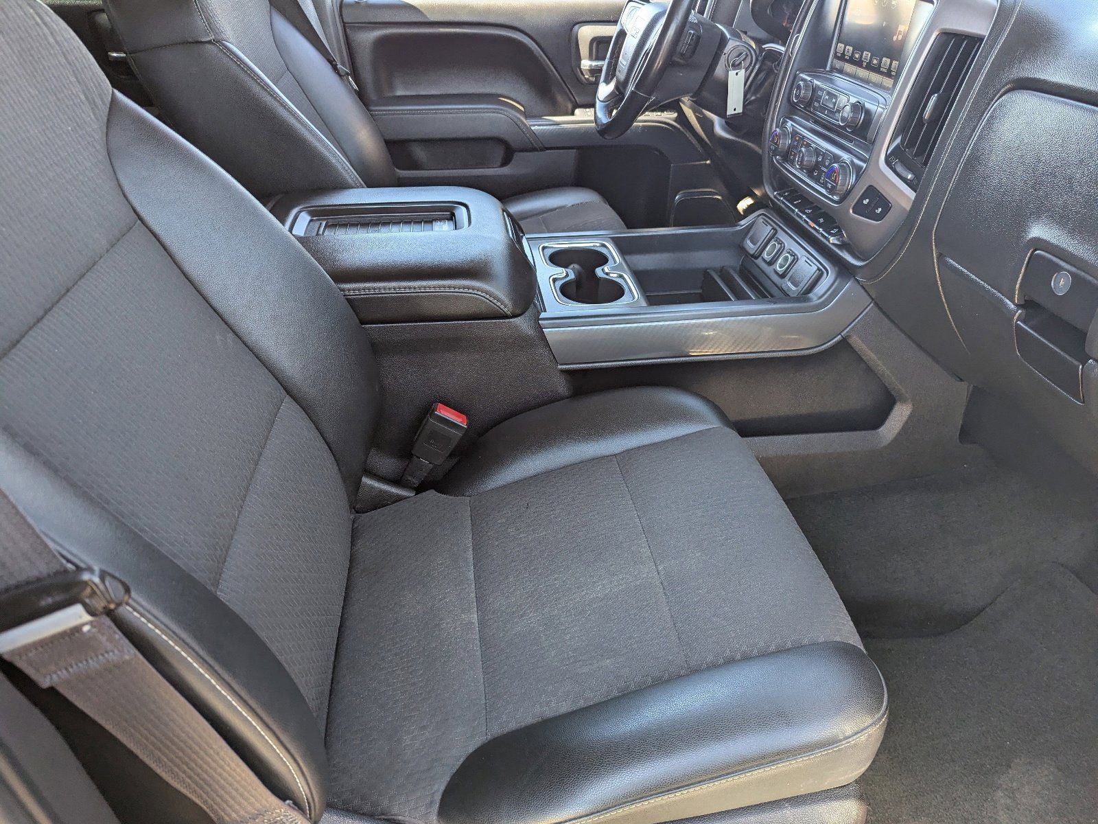 Used 2016 GMC Sierra 1500 SLE w/ All-Terrain Package AWD/4WD image 11