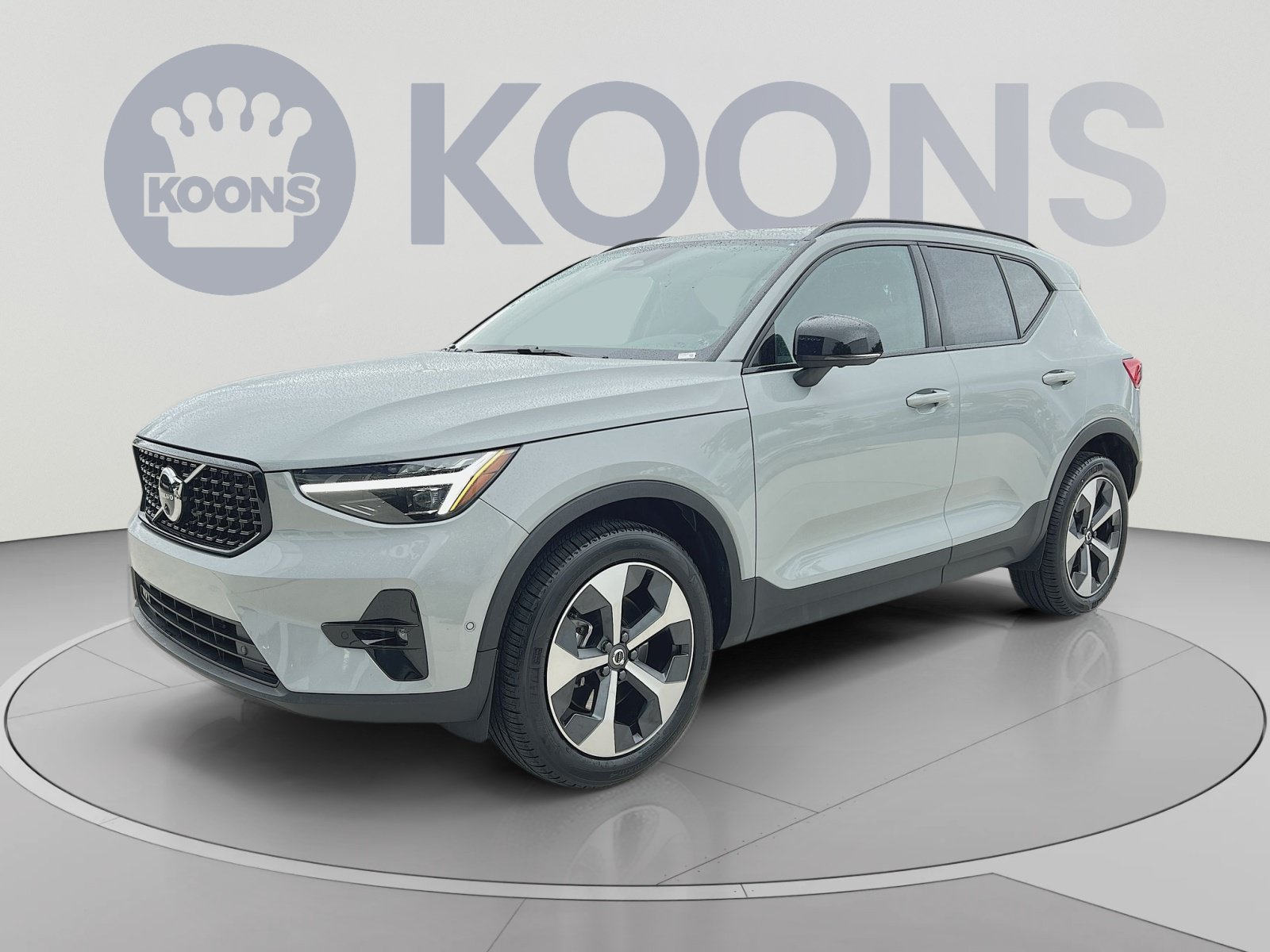 New 2026 Volvo XC40 B5 Plus w/ Protection Package Premier