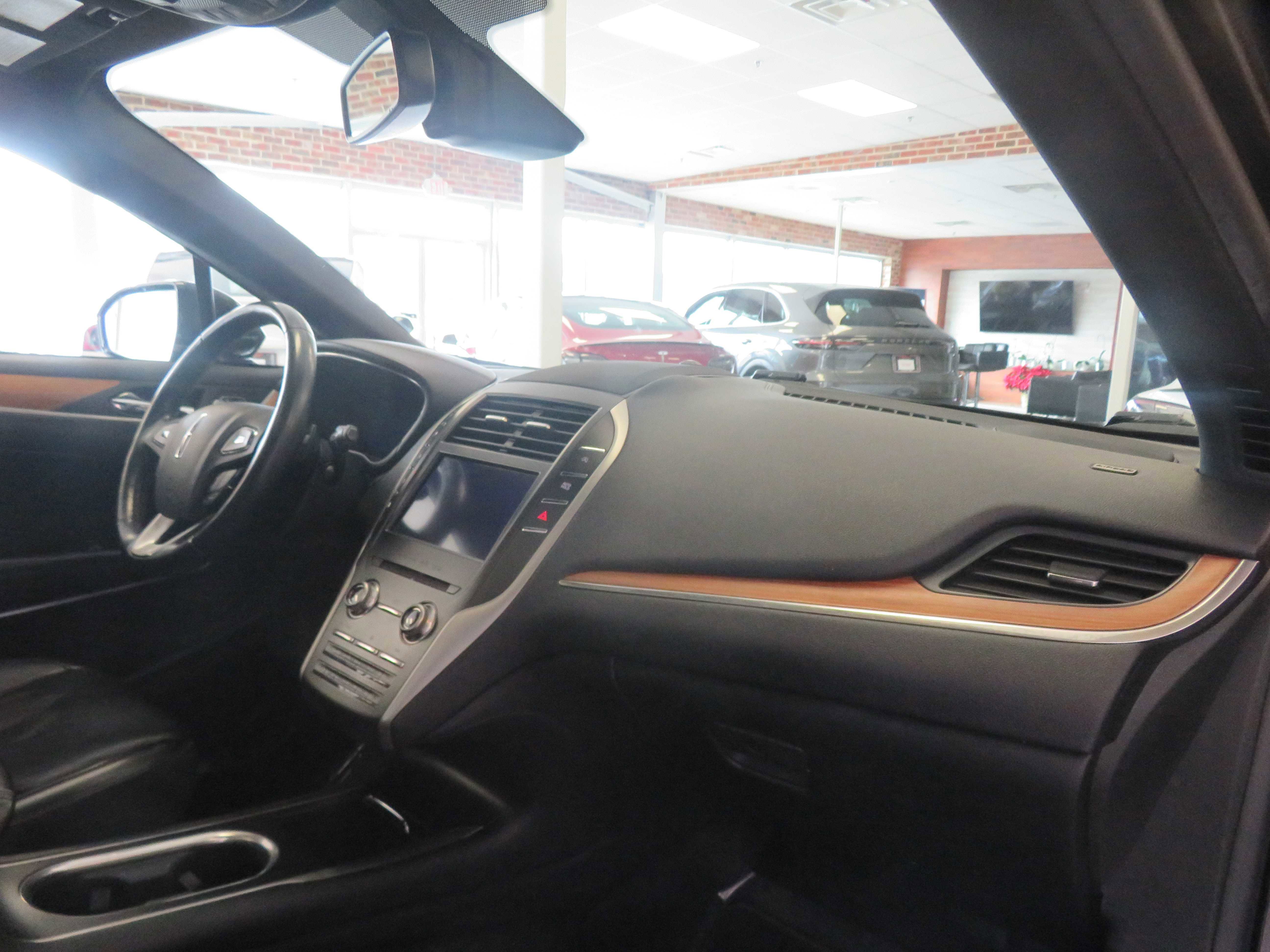 Used 2019 Lincoln MKC Reserve w/ MKC Climate Package image 36