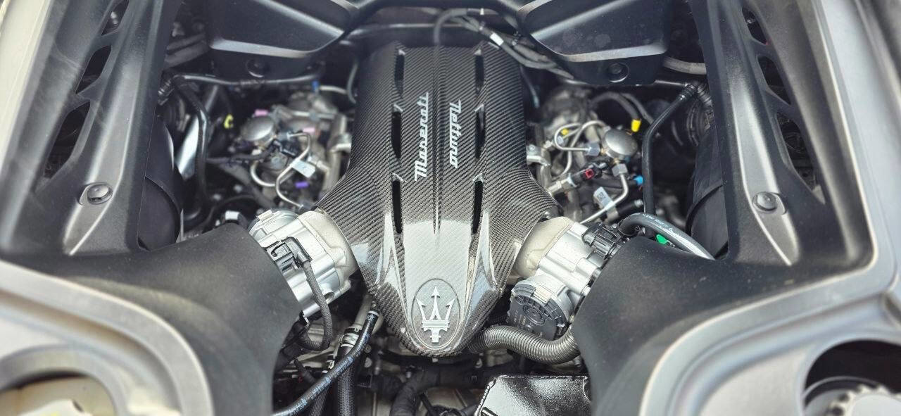 Used 2022 Maserati MC20 Coupe image 38