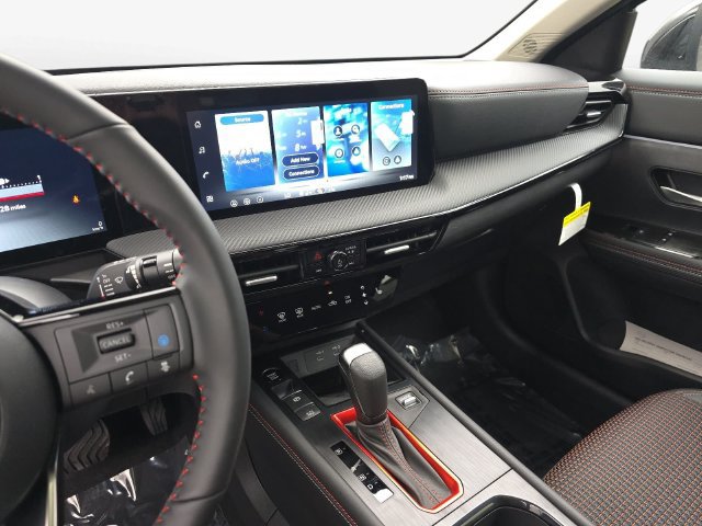 New 2027 Nissan Kicks SR w/ SR Premium Package FWD image 20