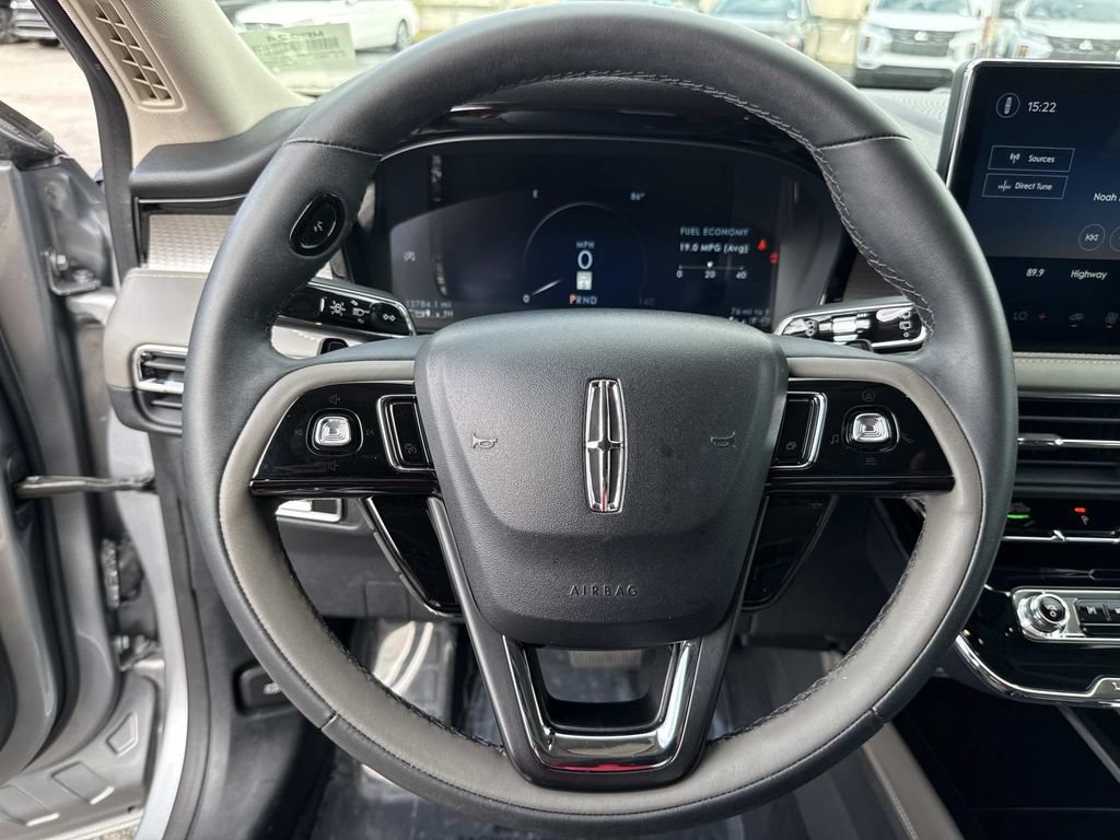 Used 2023 Lincoln Corsair FWD image 38