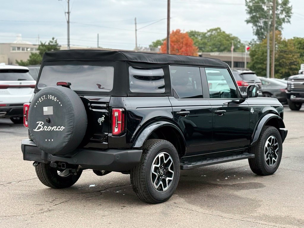 Certified 2023 Ford Bronco Outer Banks AWD/4WD image 37