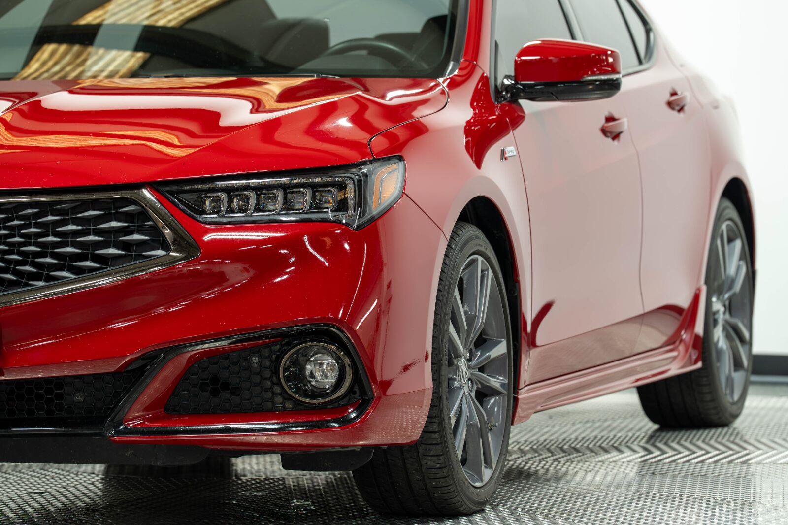 Used 2018 Acura TLX V6 w/ Technology & A-SPEC Pkg AWD/4WD image 8