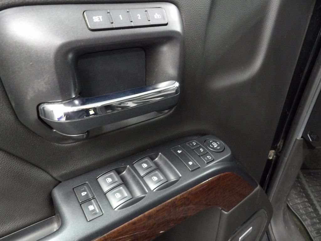 Used 2018 GMC Sierra 1500 SLT AWD/4WD image 49