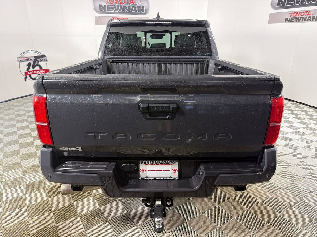 Used 2025 Toyota Tacoma SR5 w/ SR5 Upgrade Package AWD/4WD image 4