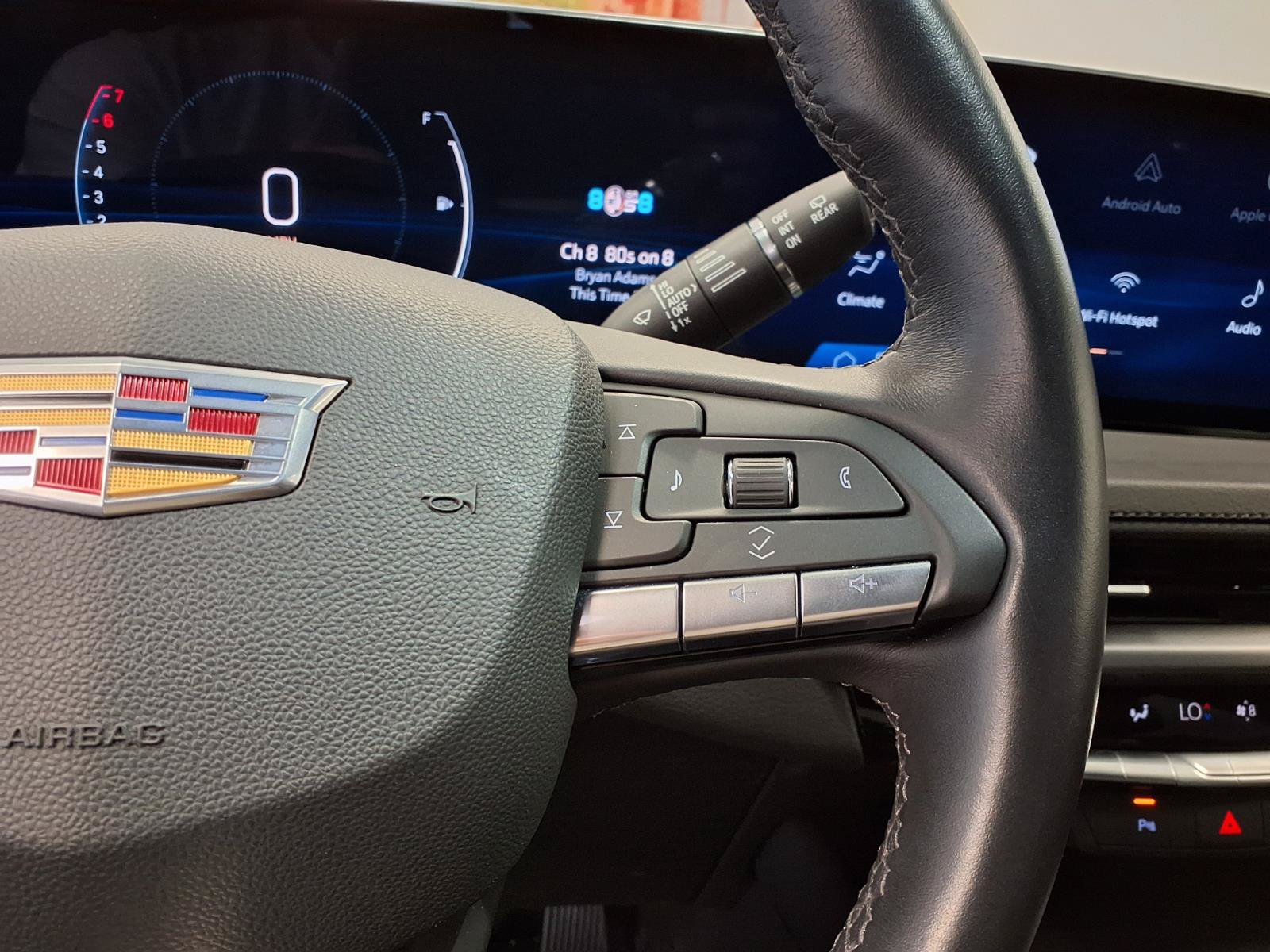 Certified 2024 Cadillac XT4 Premium Luxury w/ Technology Package FWD image 27
