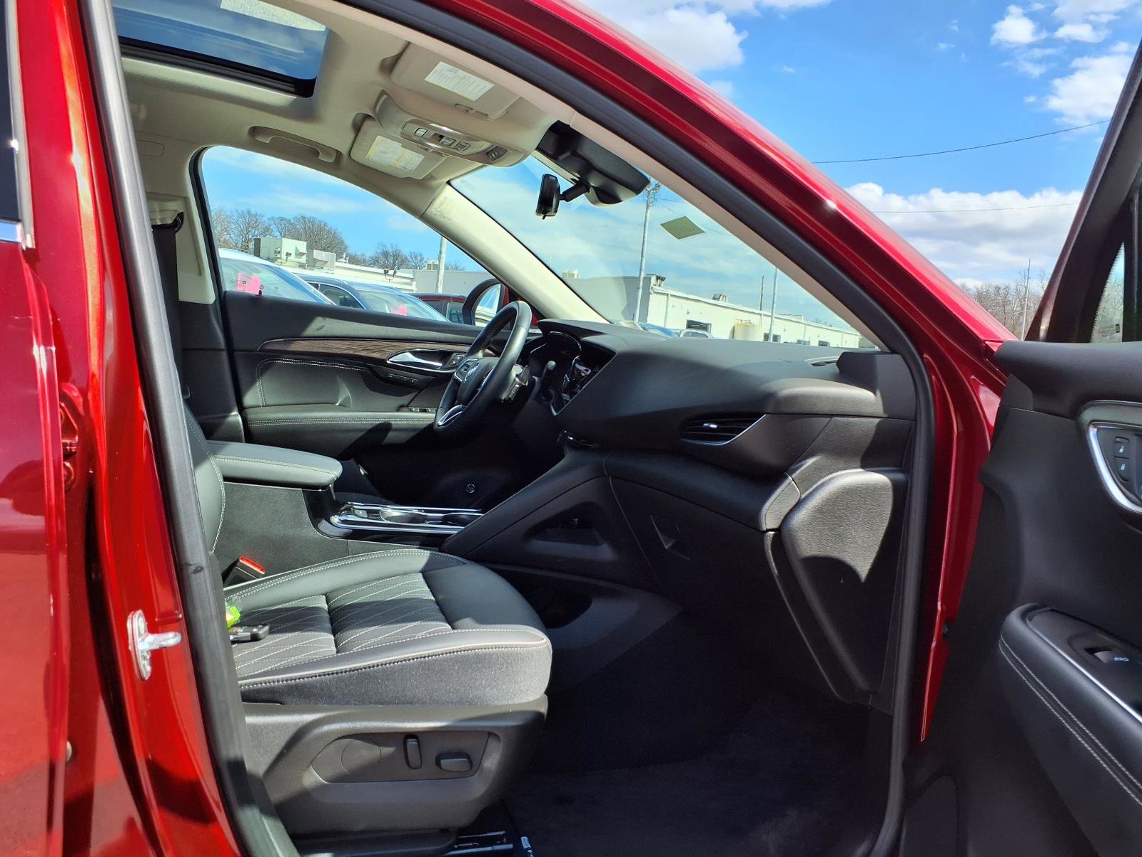 Used 2023 Buick Envision Avenir AWD/4WD image 34