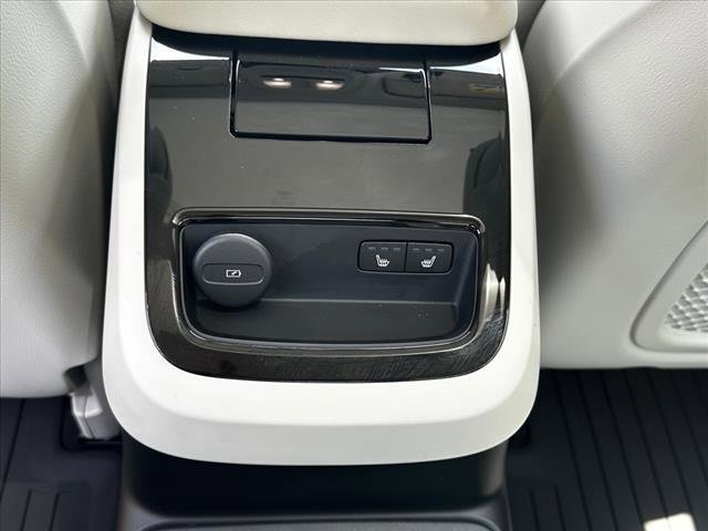 Used 2024 Volvo S60 T8 Plus w/ Climate Package image 7