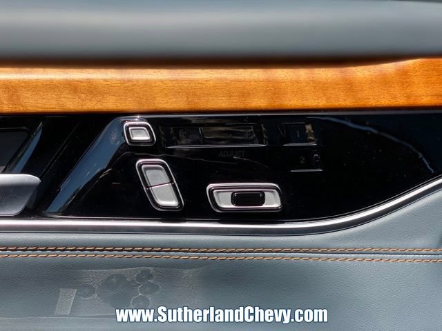 Used 2023 Jeep Grand Wagoneer Series II w/ Flexible Seating Group AWD/4WD image 15