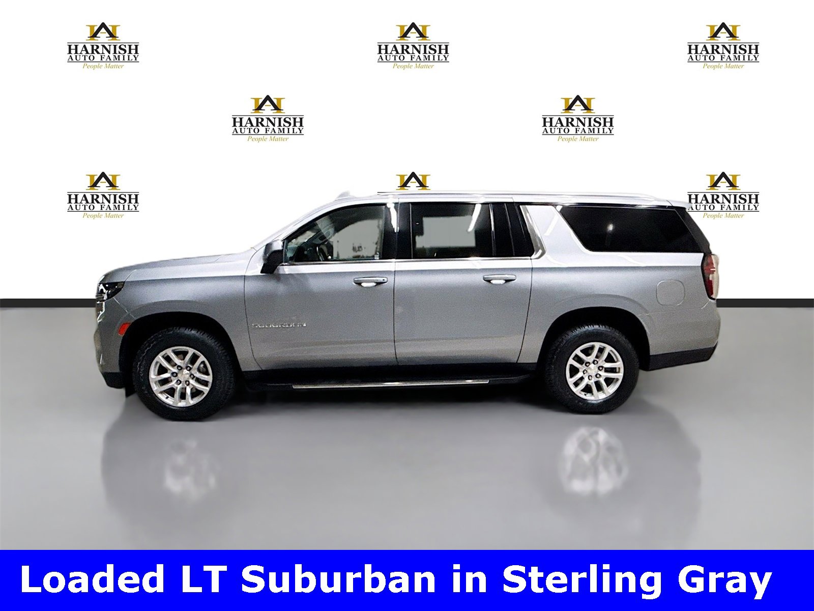 Used 2023 Chevrolet Suburban LT image 8