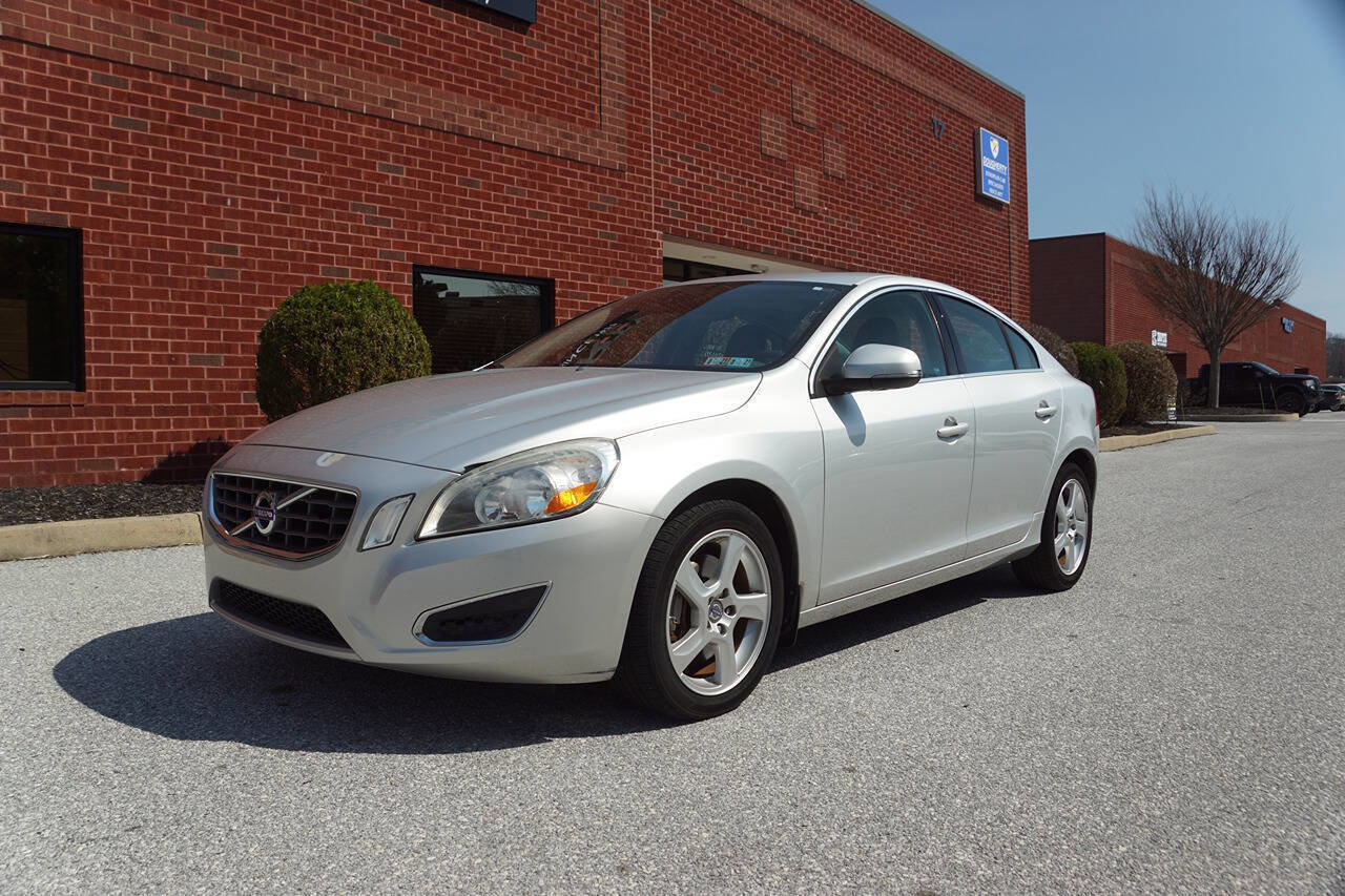 Used 2012 Volvo S60 T5 image 2