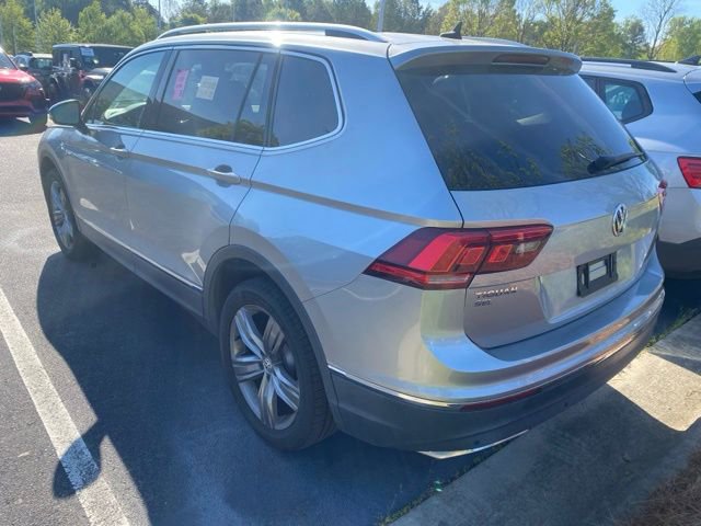 Used 2020 Volkswagen Tiguan SEL image 3