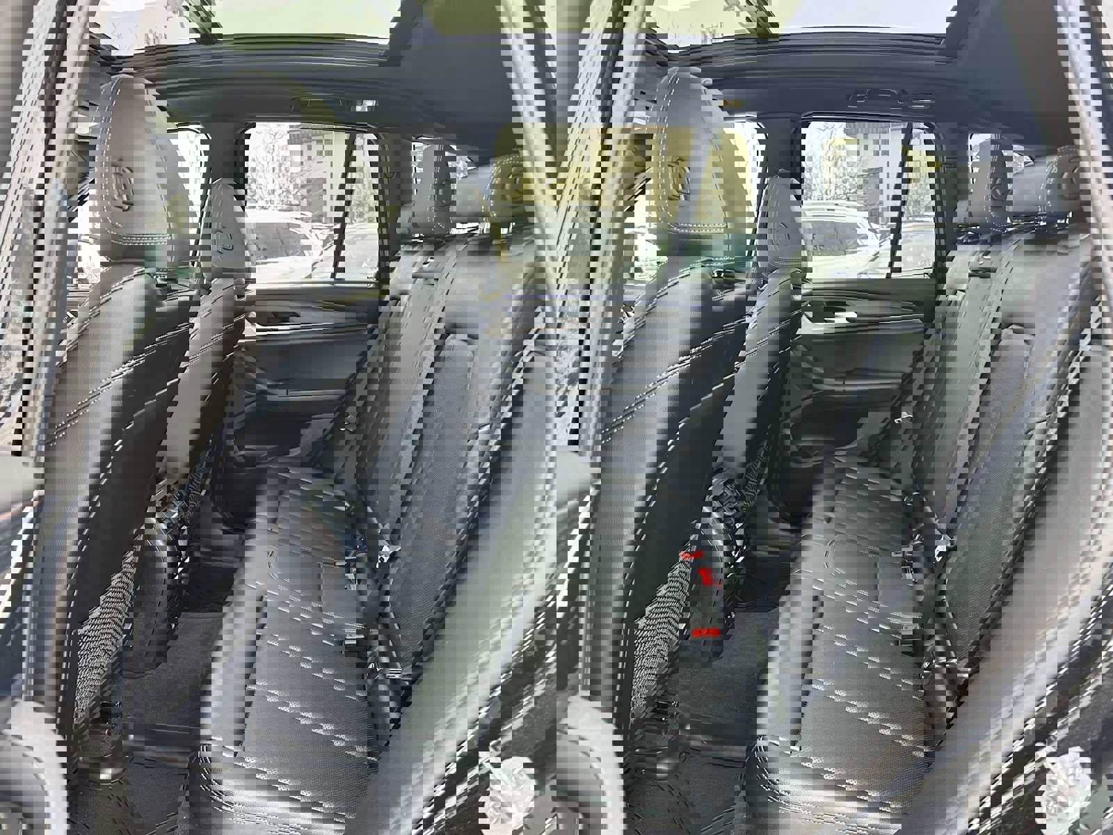 Used 2023 BMW X3 xDrive30i w/ Convenience Package image 16