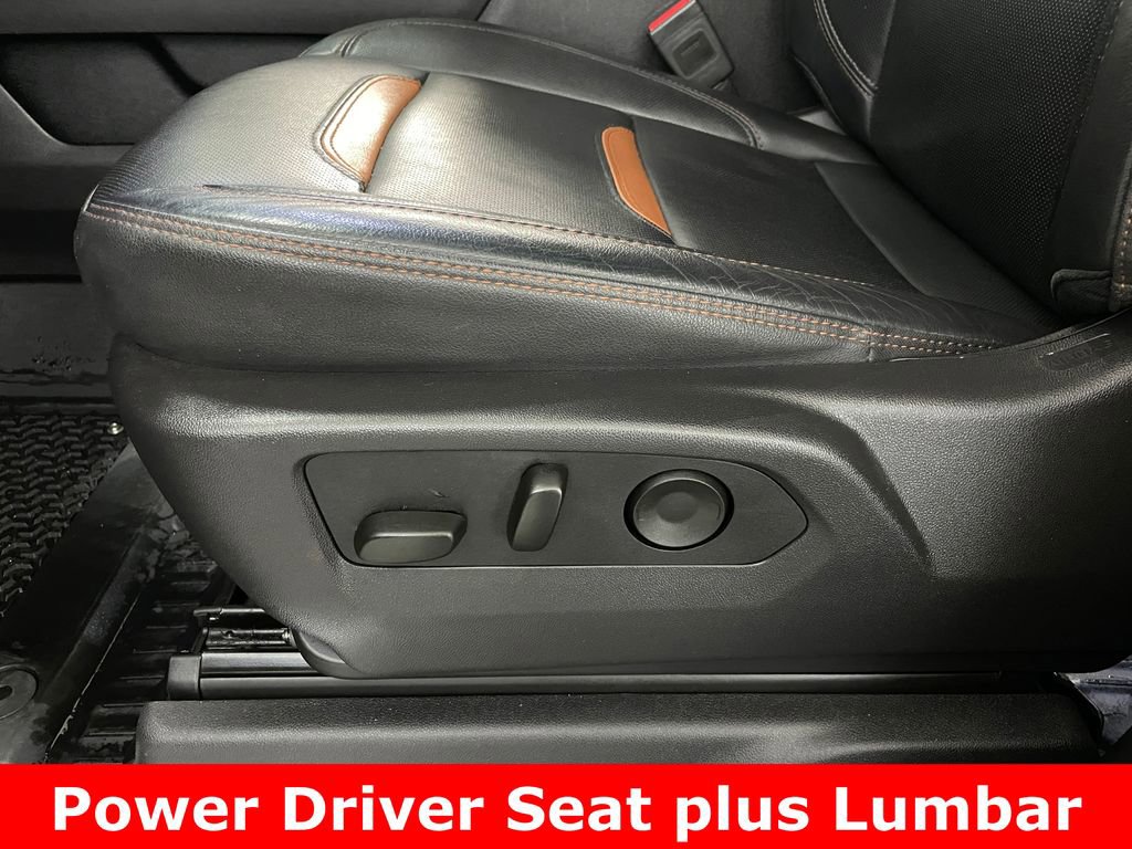 Used 2025 GMC Sierra 2500 AT4 image 11