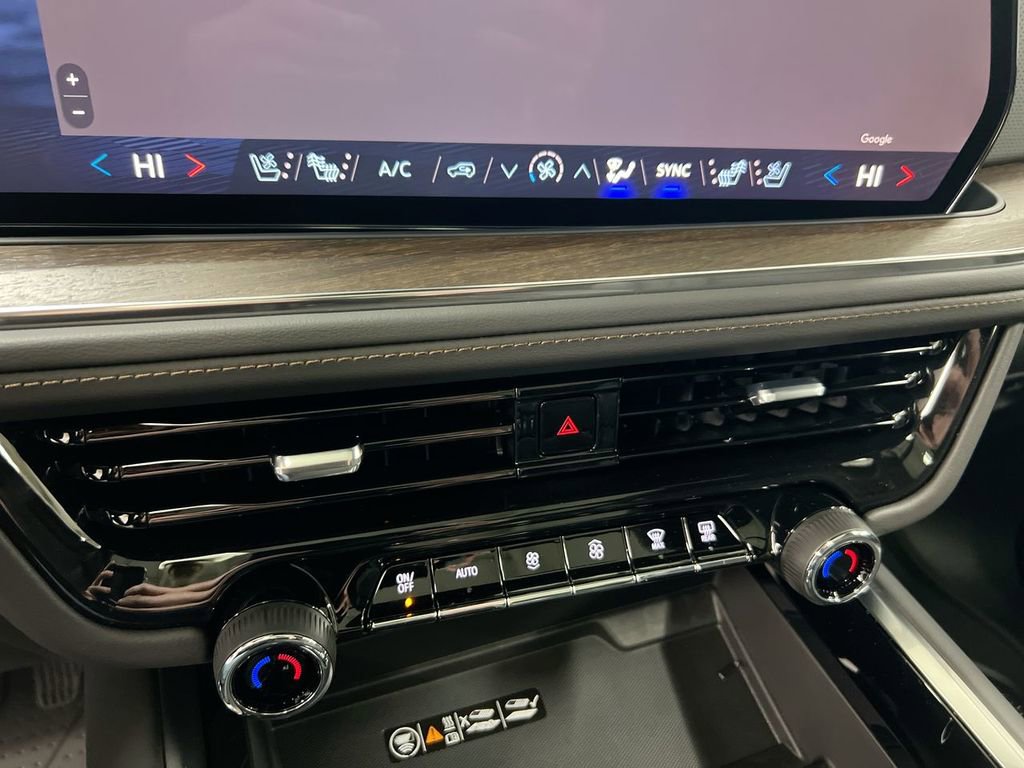 New 2026 Chevrolet Suburban High Country image 17