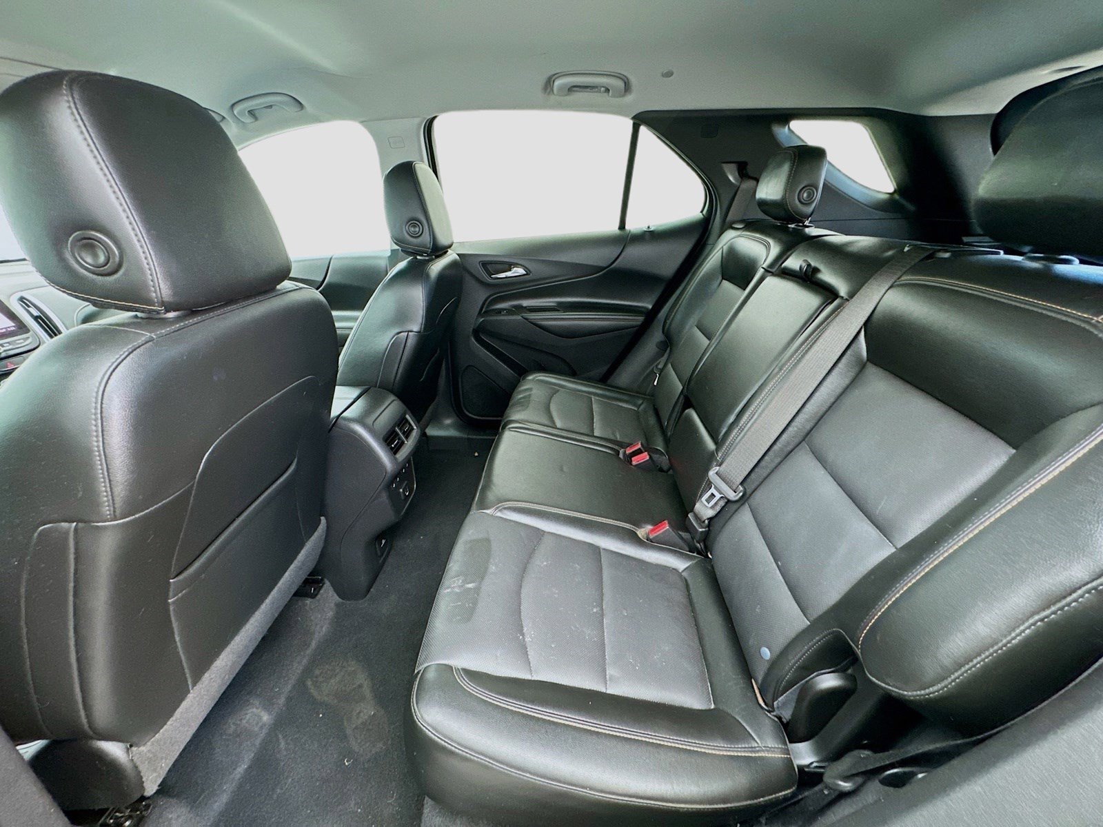 Used 2020 Chevrolet Equinox Premier image 18