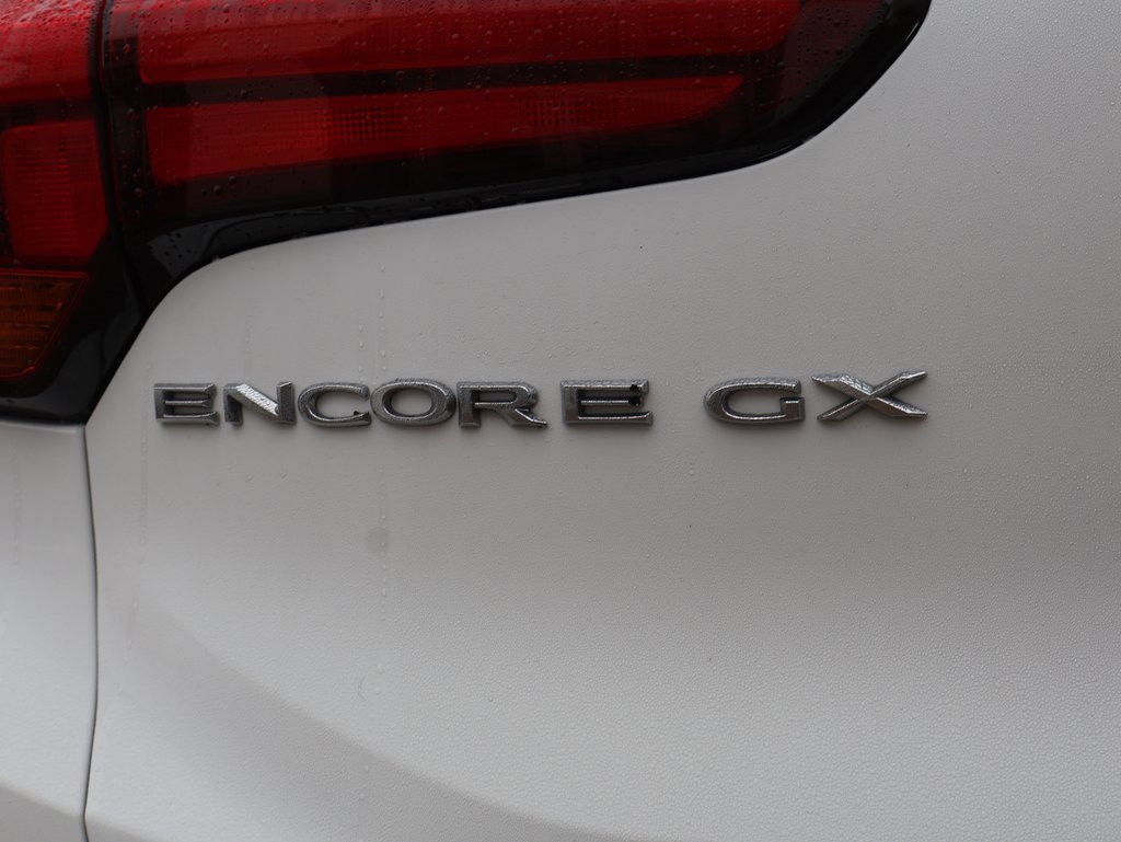 Used 2025 Buick Encore GX Preferred image 16
