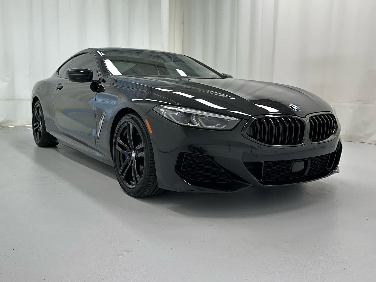 Used 2022 BMW 840i xDrive Coupe AWD/4WD image 2
