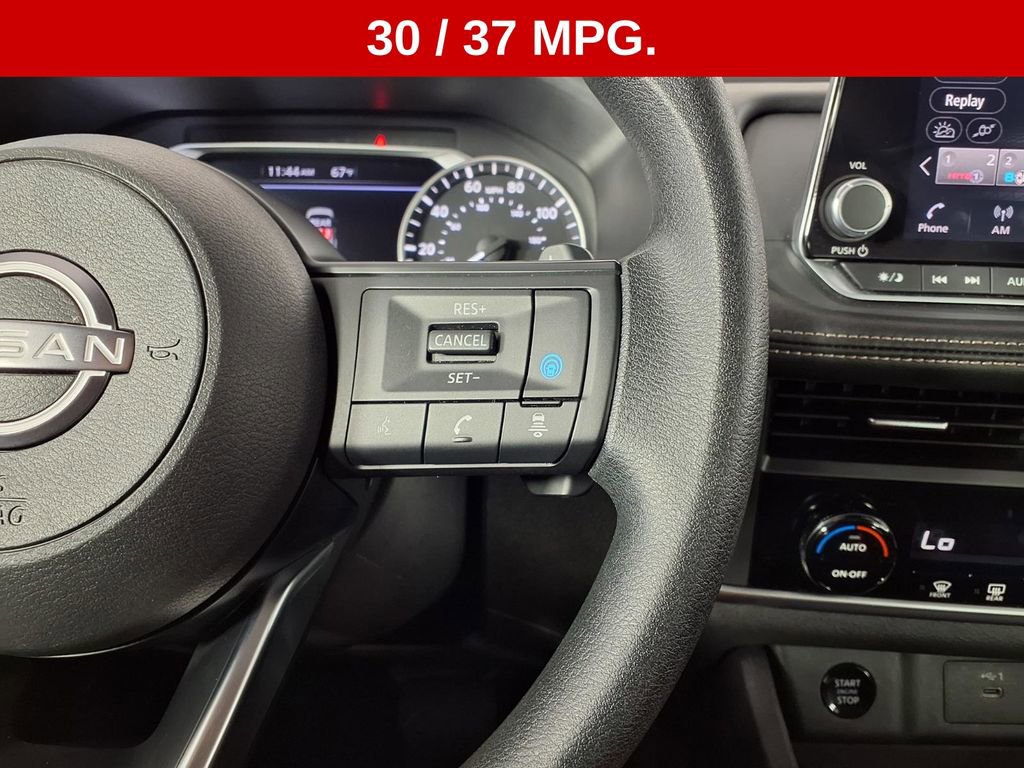 Used 2024 Nissan Rogue SV image 15