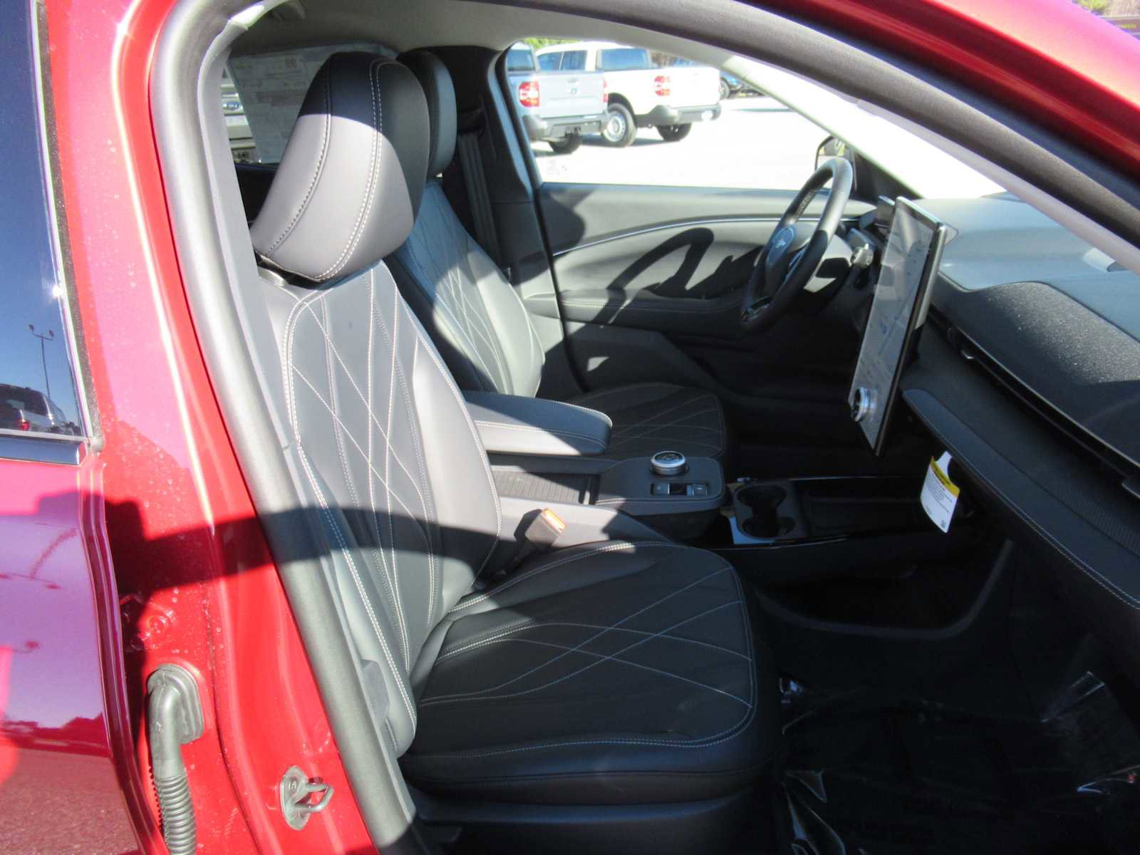 New 2024 Ford Mustang Mach-E Select w/ Comfort Package Lite image 19