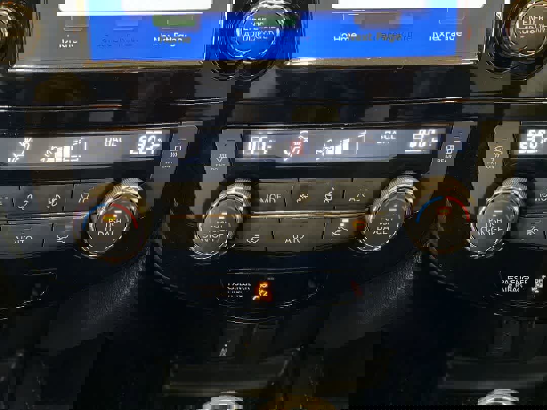 Used 2017 Nissan Rogue SL w/ SL Premium Package image 21